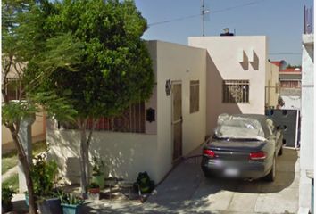 Casa en  Calle Sta Epifania 1136, Villas De San Miguel, Nuevo Laredo, Tamps., México