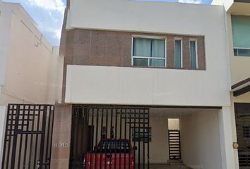 Casa en  Calle Cumbres De Asturias 108, Cumbres Elite 7o. Sector, Monterrey, Nuevo León, México