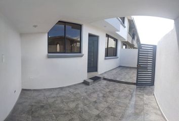 Casa en  San Antonio, Quito