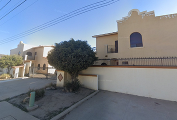 Casa en  San Borja Residencial, Aeropuerto, Ensenada, Baja California, México