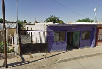 Casa en  Calle José Fernández Mejia, Lucio Cabañas, Juárez, Chihuahua, México