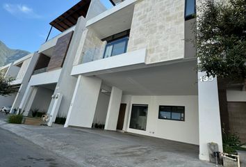 Casa en  Estanza Residencial - Carza, Cañón De Los Nogales, Estanza Residencial, Monterrey, Nuevo León, México