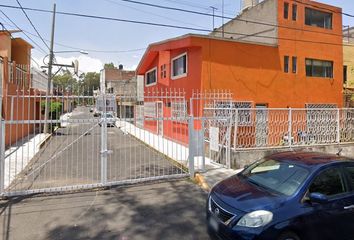 Casa en  Av Colima, Equipamiento Urbano, Colima, México