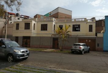 Terreno en  Avenida Nicolás De Araníbar, Lima, Perú
