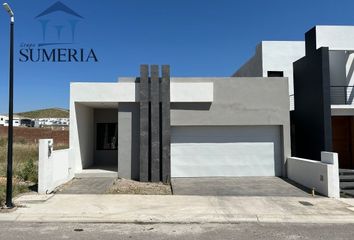 Casa en  Valle Escondido, Avenida De La Cantera, Misiones Iii Etapa, Chihuahua, México