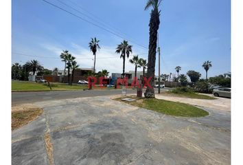 Terreno en  Avenida Alameda De Los Abanicos 135, Lima, Perú