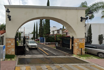 Casa en condominio en  Jesús González Gallo, El Tapatío, San Pedro Tlaquepaque, Jal., México