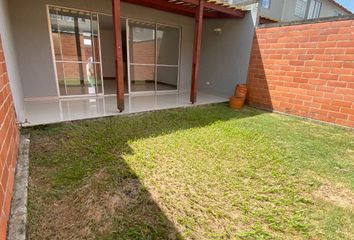 Casa en  Ciudad Country - Jacamar, Jamundí, Valle Del Cauca, Colombia