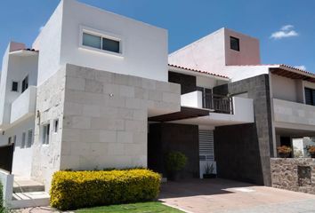 Casa en  La Vista Residencial, Anillo Vial Fray Junípero Serra, La Vista Residencial, Santiago De Querétaro, Querétaro, México