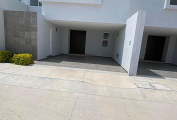 Casa en fraccionamiento en  Villateri, San Isidro, Maravillas, Aguascalientes, México