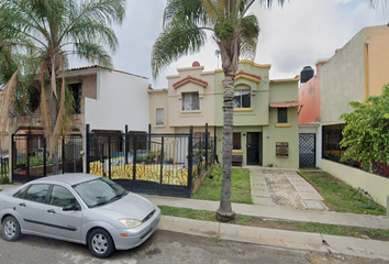 Casa en  Calle Río Agua Naval, Coyula, Jalisco, México