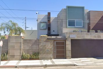 Casa en  Cristobal Colon, Zona Norte, Tijuana, Baja California, México