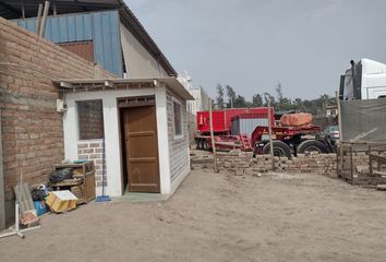 Terreno en  Urb Santa Marta, Ate, Perú