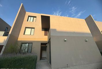 Casa en fraccionamiento en  Calle Paseo De Las Pitahayas, Zibata, Zona El Encanto, Zibata, Condominio Ceiba, El Marqués, Querétaro, 76269, Mex