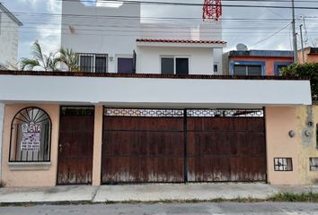 Casa en  Calle Ek Balam 4a, Fracc Región 507 Ek Balam, Benito Juárez, Quintana Roo, 77533, Mex