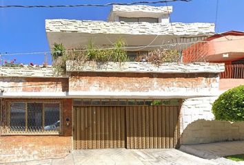 Casa en  Loma Azul, Arboledas De Guadalupe Sección Fuentes, Puebla De Zaragoza, Puebla, México