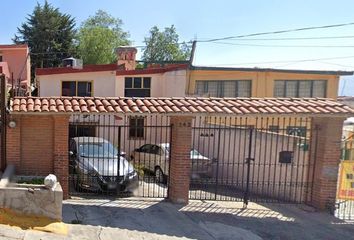 Casa en  Mil Cumbres 243, Mz 019, Habitacional Los Pirules, Tlalnepantla De Baz, Estado De México, México