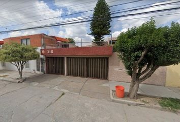 Casa en  Julio Betancourt 315, Las Aguilas 3ra Secc, 78270 San Luis Potosí, S.l.p., México
