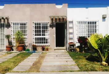 Casa en condominio en  Fraccionamiento Viñedos, Libramiento Norponiente, Fraccionamiento Viñedos, Toscana, Querétaro, México