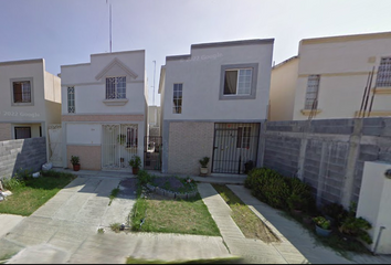 Casa en fraccionamiento en  Calle Pedregal De La Montaña, Pedregal De Guadalupe, Guadalupe, Nuevo León, México