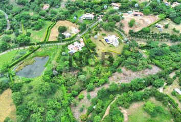 Lote de Terreno en  Anatolí, La Mesa