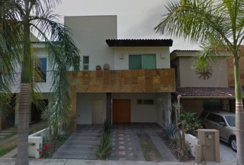 Casa en fraccionamiento en  Río Papaloapan 133, Fovissste 100, Fluvial Vallarta, Puerto Vallarta, Jalisco, México