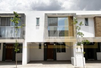 Casa en  Viña Real Condominio, Calle Viña Real, Aguascalientes, México