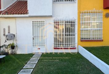 Casa en condominio en  La Troje Iii Condominium, Camino A La Troje, Lomas Del Tzompantle, Cuernavaca, Morelos, México