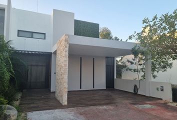 Casa en  Altozano La Nueva Mérida, Mérida, Yucatán, México