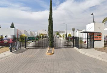 Casa en fraccionamiento en  Calzada De Belén No. 22032, Santiago De Querétaro, Querétaro, México