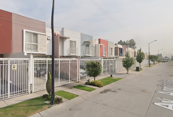 Casa en  Calle Bahía De La Concepción 853, Parques De Santa María, San Pedro Tlaquepaque, Jalisco, México