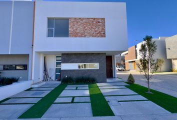 Casa en  Gema Residencial, Boulevard Ramón G. Bonfil, Pachuca De Soto, Estado De Hidalgo, México