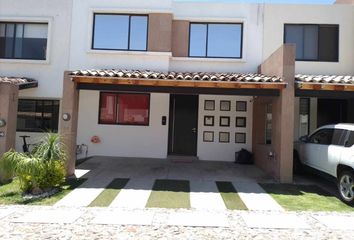 Casa en  Boulevard Europa, Lomas De Angelópolis, Tlaxcalancingo, Puebla, México