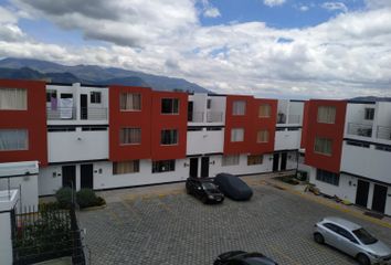Casa en  Calle O5d, Quito, Ecu