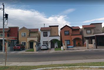 Casa en  Privada Figueres, Mexicali, Baja California, México
