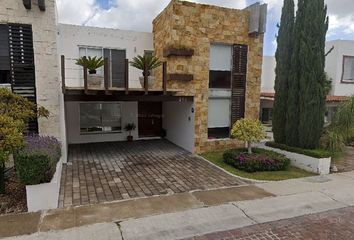 Casa en  Lago Yalahan 240, Cumbres Del Lago, Juriquilla, Querétaro, México