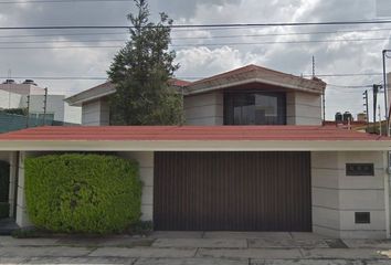 Casa en  Antonio Caso, Cd. Satélite, 53100 Naucalpan De Juárez, Méx., México