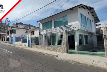 Casa en  Abelardo López De Ayala & Jacinto Verdaguer, Ambato, Ecuador