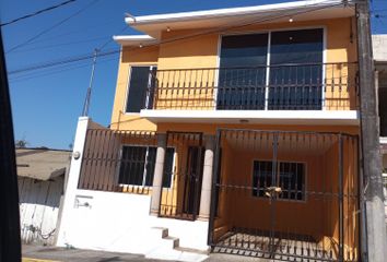 Casa en  Calle Los Sauces 10, Bosques De Las Lomas, Pacho Viejo, Veracruz, México