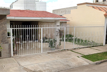 Casa en  Calle Geranios 1033, Fraccionamiento Jardines De Fátima, Ahome, Sinaloa, 81226, Mex