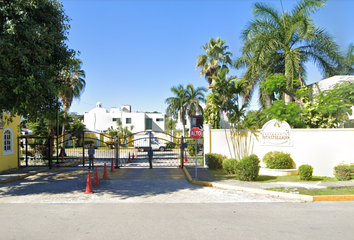 Casa en  Residencial La Castellana, Calle Avenida Chilam Balam Sm 50, Cancún, Quintana Roo, México