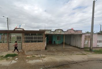 Casa en  Teocalli, Ciudad Olmeca, Fraccionamiento Ciudad Olmeca, Veracruz, México