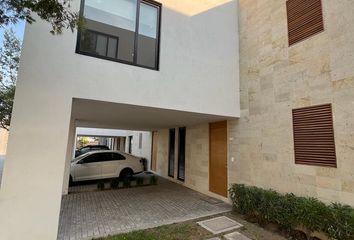 Casa en  El Capricho - Grupo Caisa, Boulevard De Los Volcanes Sur, Lomas De Angelópolis, Santa Clara Ocoyucan, Puebla, México