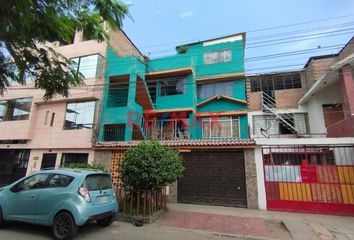 Departamento en  Eleboros 384, San Juan De Lurigancho, Perú