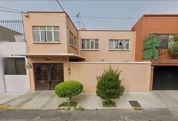 Casa en  Ramiriqui, San Pedro Zacatenco, Ciudad De México, Cdmx, México