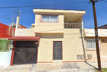 Casa en  Calle Epigmenio De La Piedra, Barrio De San Bernardino, Toluca De Lerdo, Estado De México, México