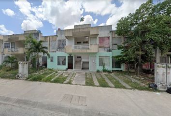 Casa en  Avenida Monte Págalos, Fraccionamiento Vista Real, Benito Juárez, Quintana Roo, 77518, Mex