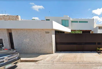 Casa en  Calle 26, Colonia Altabrisa, 97130 Mérida, Yucatán, México