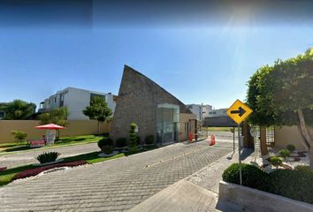 Casa en fraccionamiento en  Calle Del Ambar, Arboledas Del Pedregal, Los Héroes Puebla 1° Sección, Puebla De Zaragoza, Puebla, México