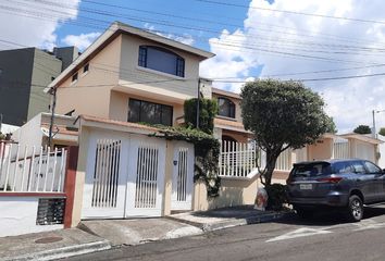 Departamento en  Urbanización El Condado, Calle C, Quito, Ecuador